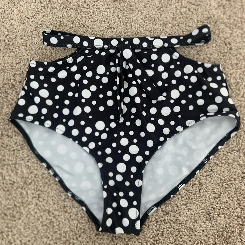 High waisted bikini bottom